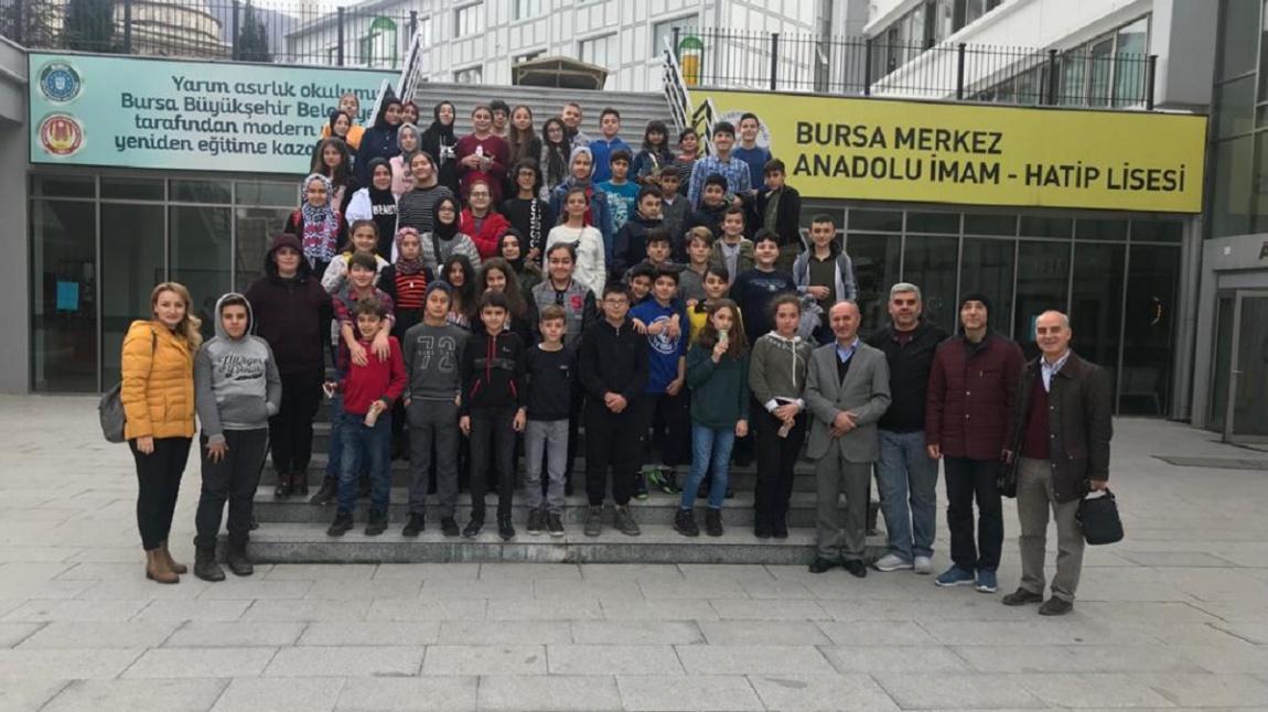 Akademik Faaliyetlerimiz Kapsamında Öğrencilerimiz Bursa'daki Sınavlı Okulları Gezdi.